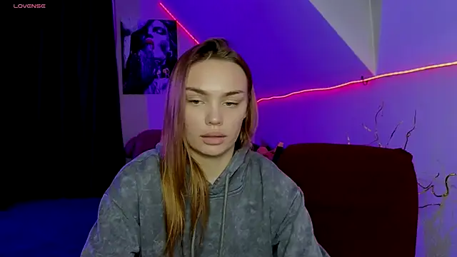 KitsyMoore's cam snapshot