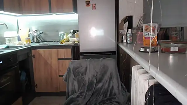 delightful_sofi's cam snapshot