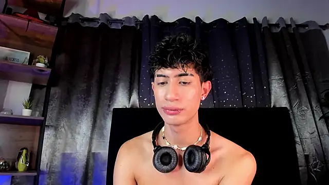 NovaaWheler's cam snapshot