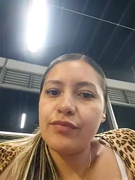 alana_69's cam snapshot