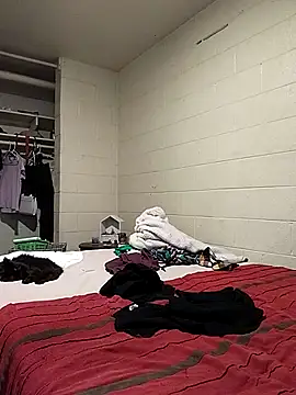 TickleMeKink's cam snapshot