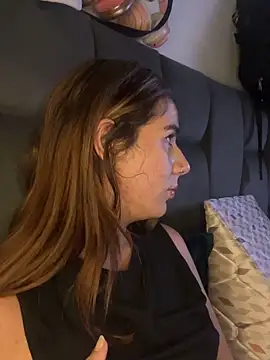 AllieYourGirl's cam snapshot