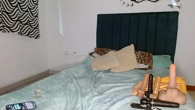 Keyler_True18's cam snapshot