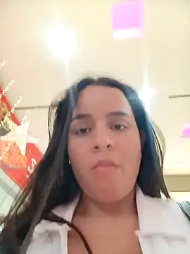 Julieth_hot-69's cam snapshot