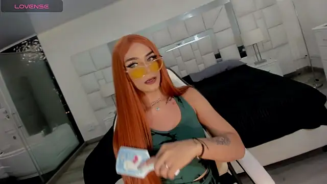 AdharaaMoon live sex cam