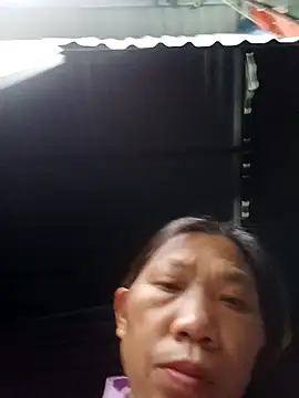 bella-la's cam snapshot