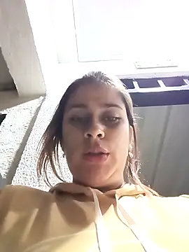 Latina_sexy1 live sex cam