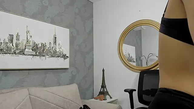 Lucia_jane's cam snapshot