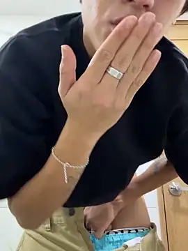 Cam_roos2 live sex cam