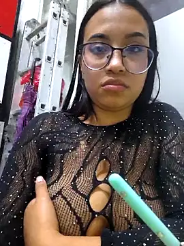 susan_mooree's cam snapshot