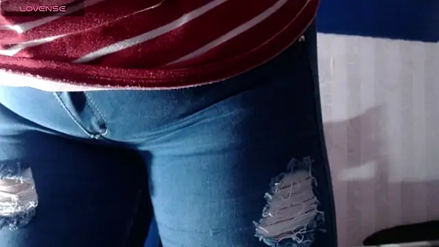 lucy23__'s cam snapshot