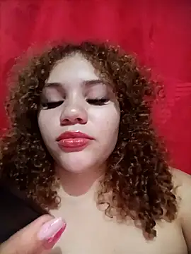 SirenRouge_69's cam snapshot