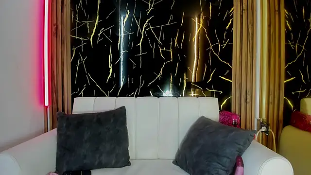 Charlotte_Skinny_aws's cam snapshot