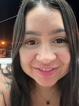 Pretty_Isadora's cam snapshot