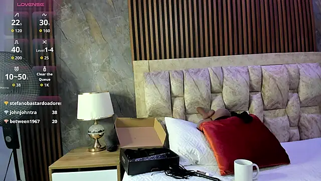 linda_cabal's cam snapshot