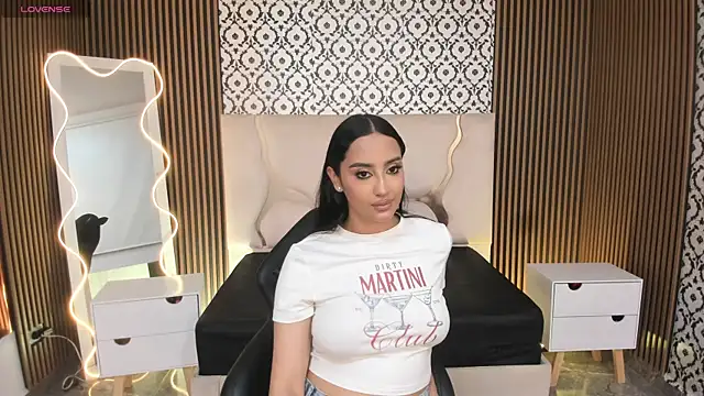 BEELLA_TAY1's cam snapshot