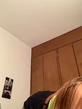 3littleschoolteens's cam snapshot