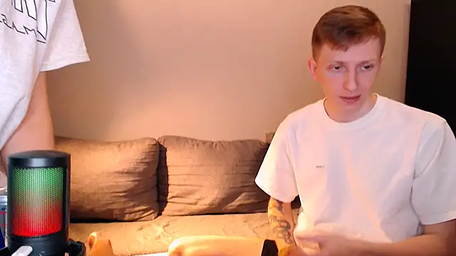 juliaanddima's cam snapshot