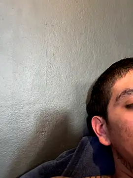 busnfatnutsLildee's cam snapshot