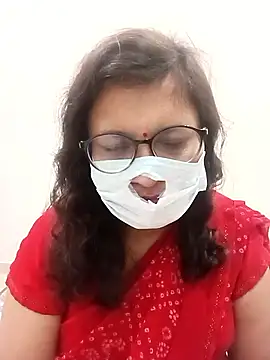 Mahira_sharma01's cam snapshot