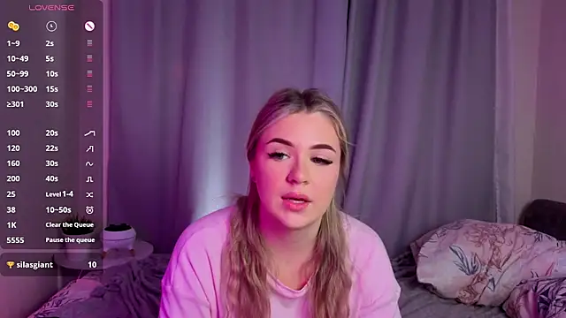 AliaBuerstatte's cam snapshot