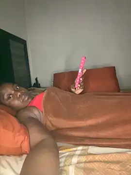 Bootytinah's cam snapshot