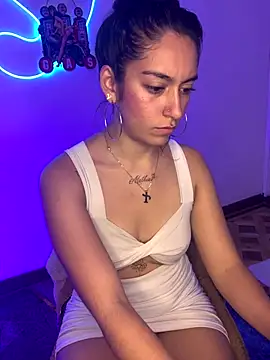 Alaska_euphoria's cam snapshot