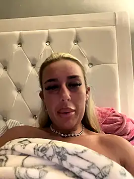 EllieMaeBaby's cam snapshot