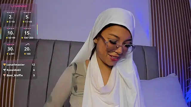 naishaa_'s cam snapshot