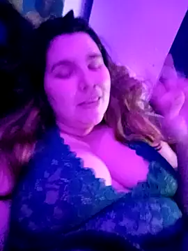 Heleneecesmecs2's cam snapshot