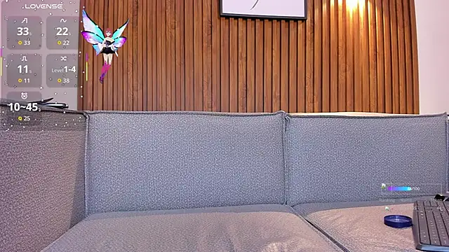 seraphine_arabic's cam snapshot