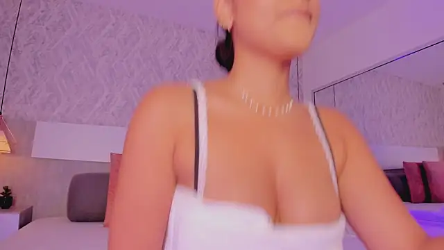 AishaPeyton's cam snapshot