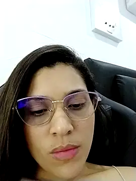 Amanda_ebrat's cam snapshot