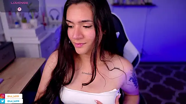 ImLui_lu's cam snapshot