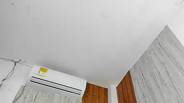 MarianaManzur's cam snapshot