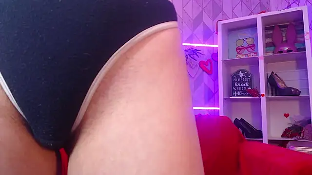 charlottemoonxz's cam snapshot