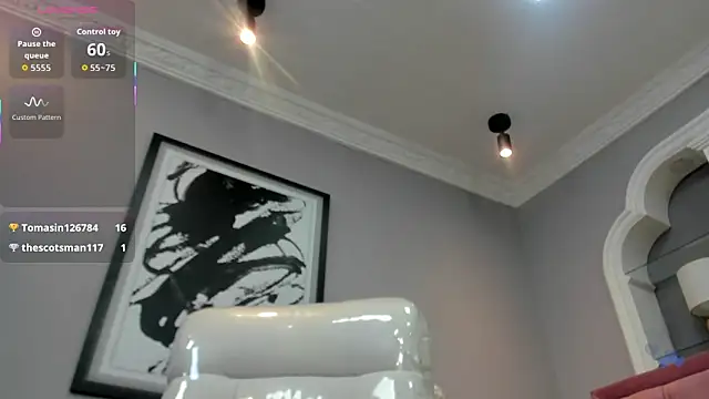 miel_latina's cam snapshot