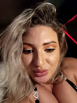 Blondie_Sasha live sex cam