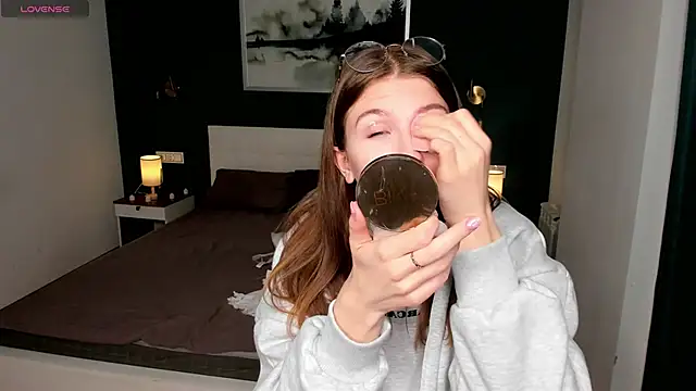 EditaBand's cam snapshot