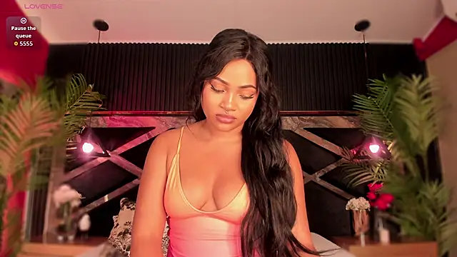 Aluna_sweet's cam snapshot