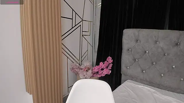 Arianaa_Jones_'s cam snapshot