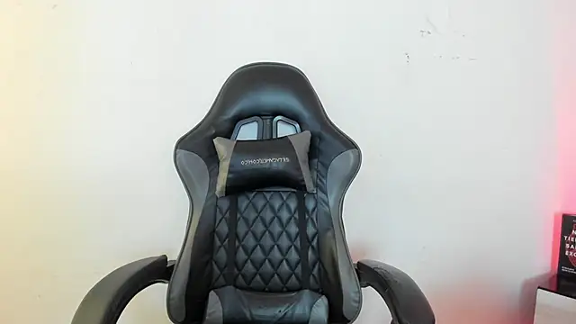 Sara_Roades's cam snapshot