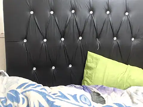 GoldCrushxx's cam snapshot