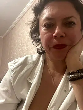 Kiramagic live sex cam