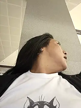 misshot_02's cam snapshot