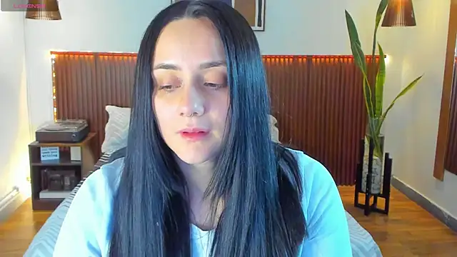 KatherineBond's cam snapshot