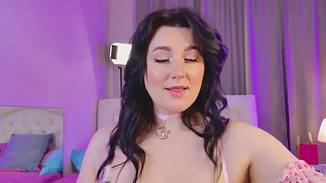 love_me__tonight_'s cam snapshot