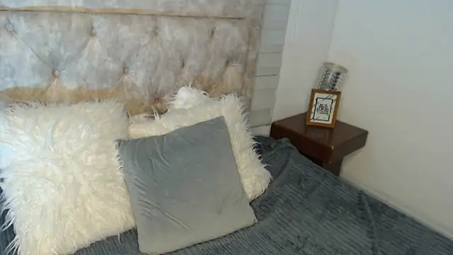 Noapino's cam snapshot