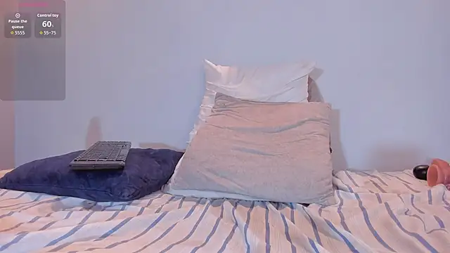 Violet_horny05's cam snapshot