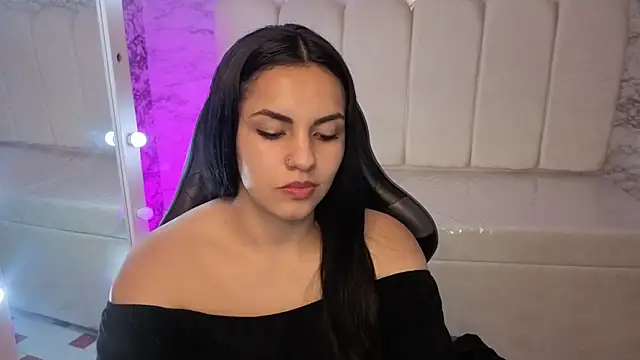 Mialover_v's cam snapshot